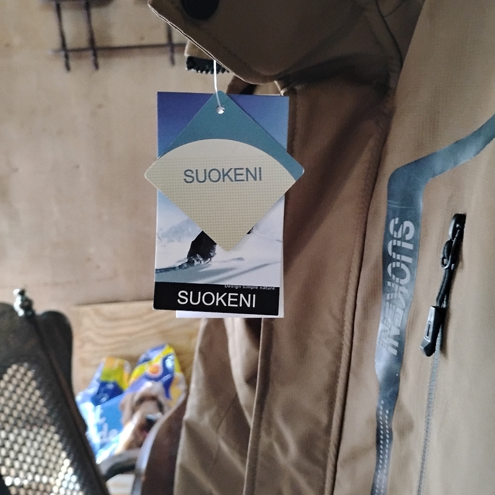 Ski Jacket - Picture 3 of 6